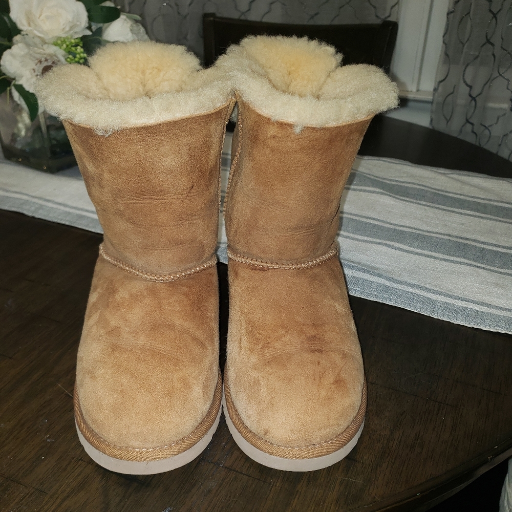 UGG Bailey Bow